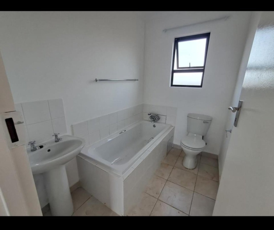 3 Bedroom Property for Sale in Windmill Park Gauteng