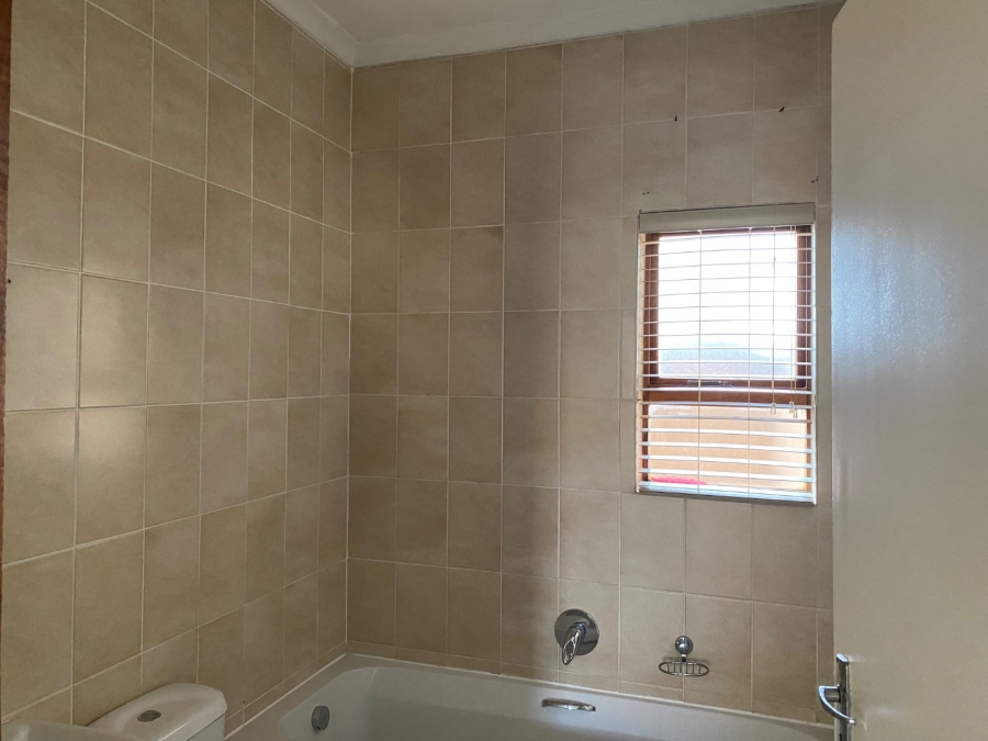 3 Bedroom Property for Sale in North Riding AH Gauteng