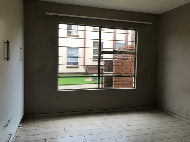2 Bedroom Property for Sale in Norkem Park Gauteng
