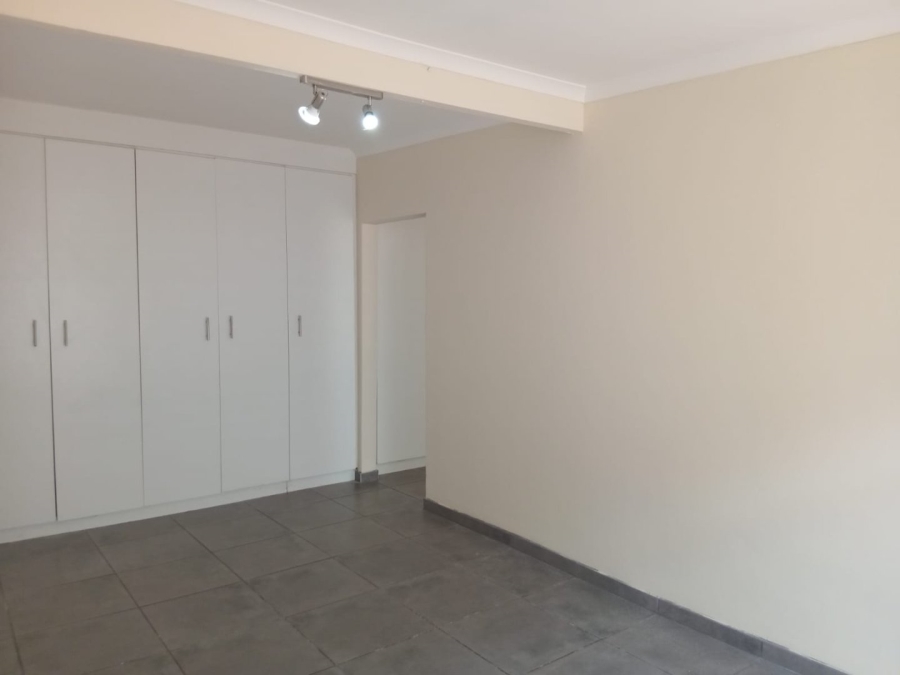 4 Bedroom Property for Sale in Krugersdorp North Gauteng