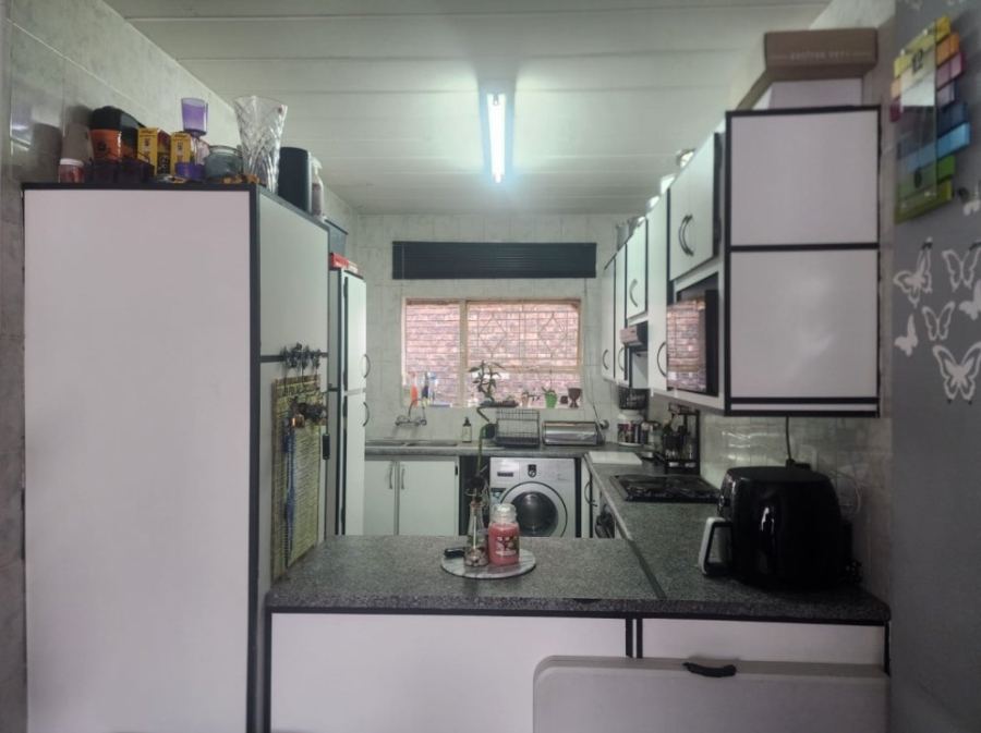 2 Bedroom Property for Sale in Croydon Gauteng