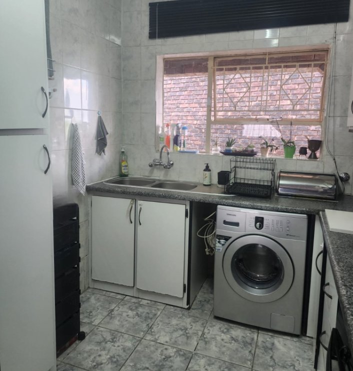 2 Bedroom Property for Sale in Croydon Gauteng