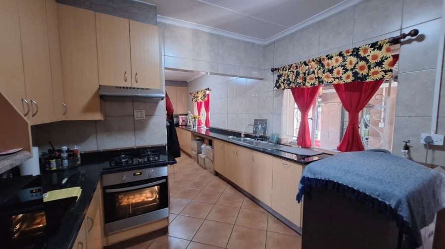 2 Bedroom Property for Sale in Primrose East Gauteng