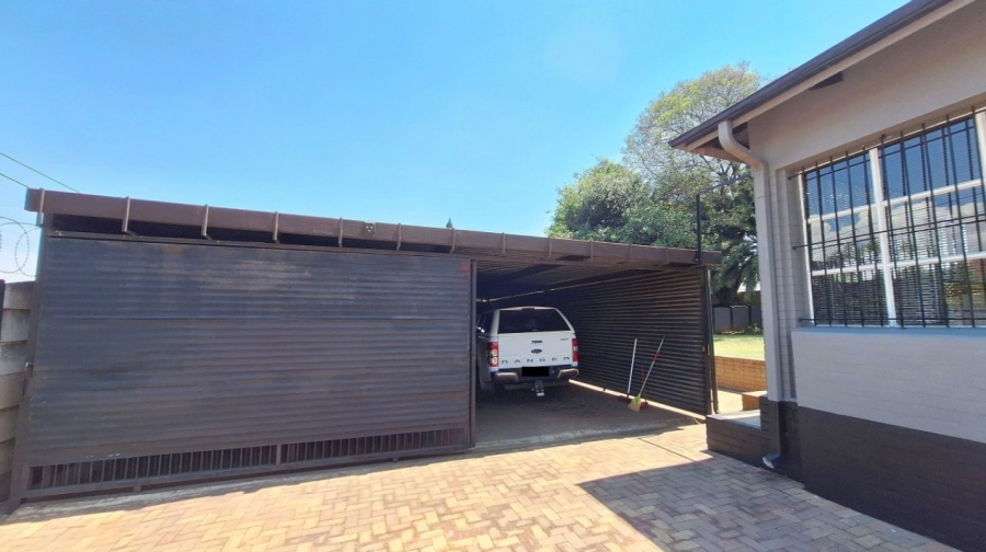 2 Bedroom Property for Sale in Primrose East Gauteng