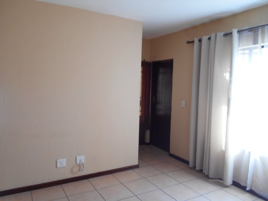 3 Bedroom Property for Sale in Country View Gauteng