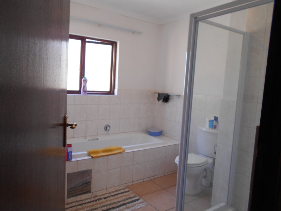 3 Bedroom Property for Sale in Country View Gauteng