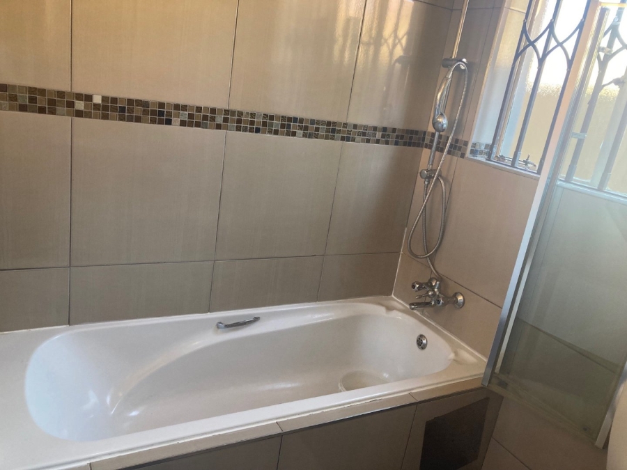 3 Bedroom Property for Sale in Terenure Gauteng