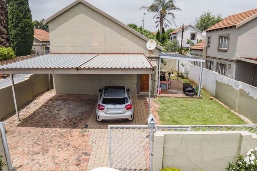 3 Bedroom Property for Sale in Terenure Gauteng