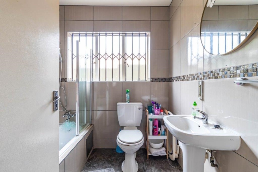 3 Bedroom Property for Sale in Terenure Gauteng