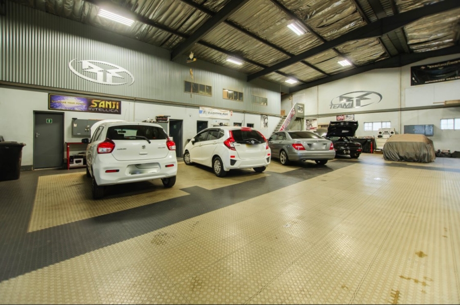 Commercial Property for Sale in Jansenpark Gauteng