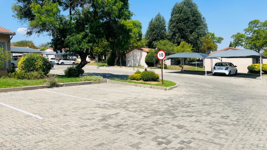 3 Bedroom Property for Sale in Country View Gauteng