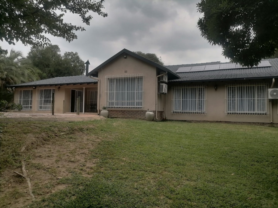 To Let 3 Bedroom Property for Rent in Fourways Gauteng