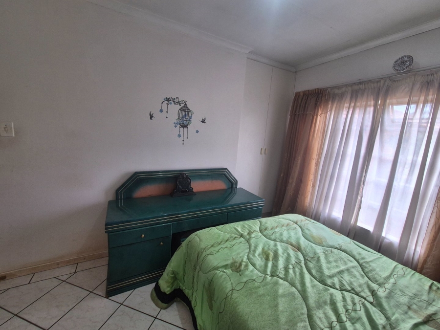 2 Bedroom Property for Sale in Theresa Park Gauteng