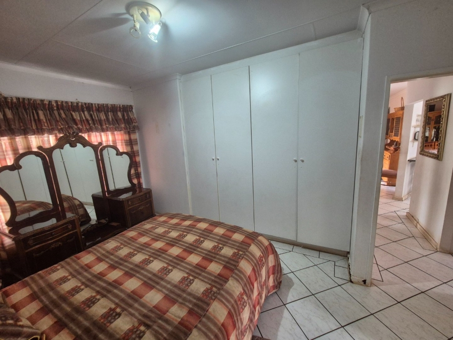 2 Bedroom Property for Sale in Theresa Park Gauteng