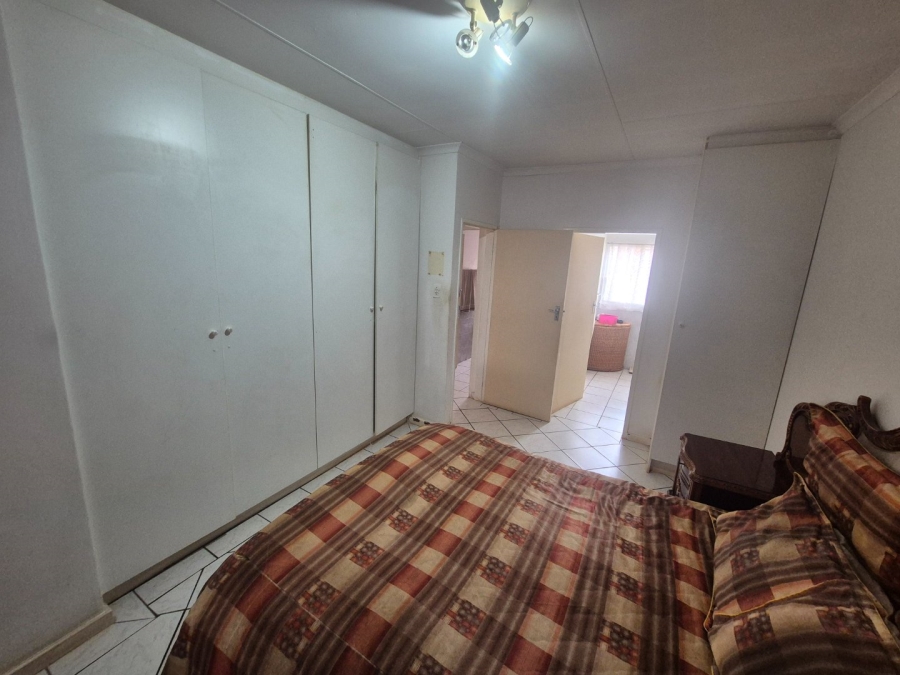 2 Bedroom Property for Sale in Theresa Park Gauteng