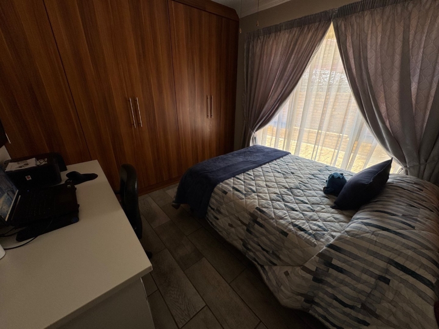 2 Bedroom Property for Sale in Pomona Gauteng