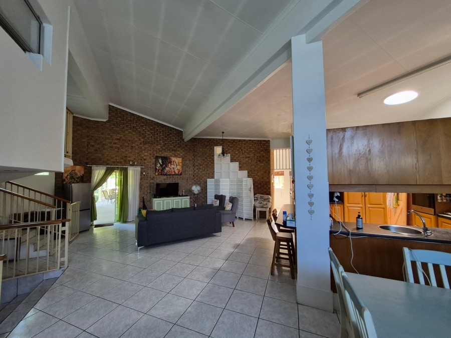 5 Bedroom Property for Sale in The Reeds Gauteng
