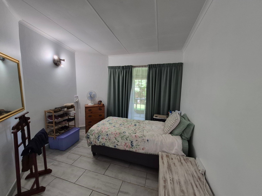 5 Bedroom Property for Sale in The Reeds Gauteng