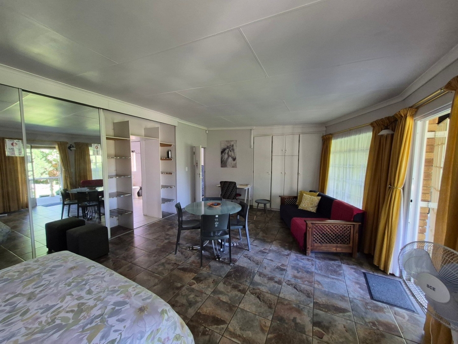 5 Bedroom Property for Sale in The Reeds Gauteng