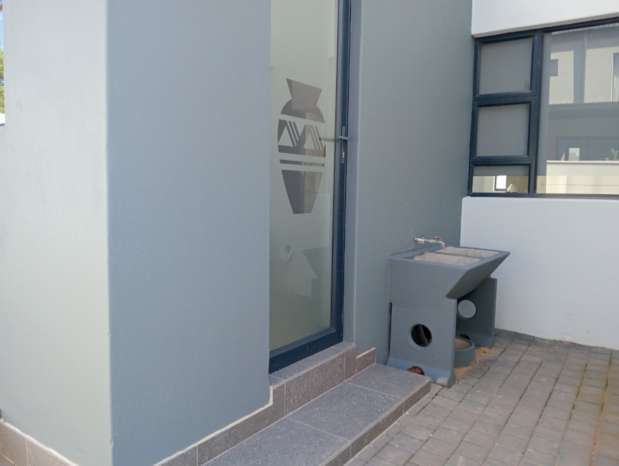 To Let 5 Bedroom Property for Rent in The Hills Game Reserve Estate Gauteng