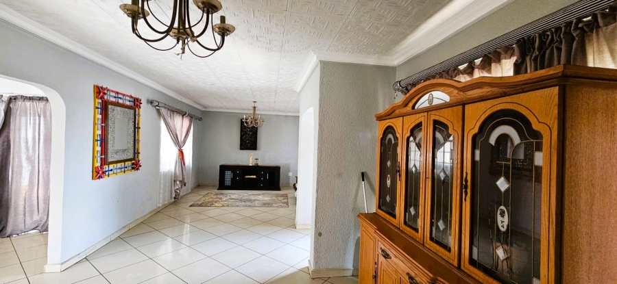 6 Bedroom Property for Sale in Ferryvale Gauteng