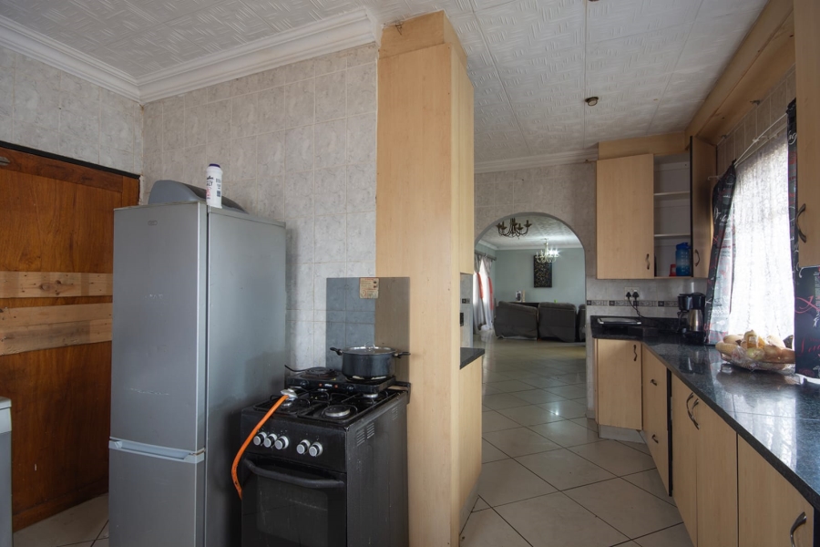 6 Bedroom Property for Sale in Ferryvale Gauteng