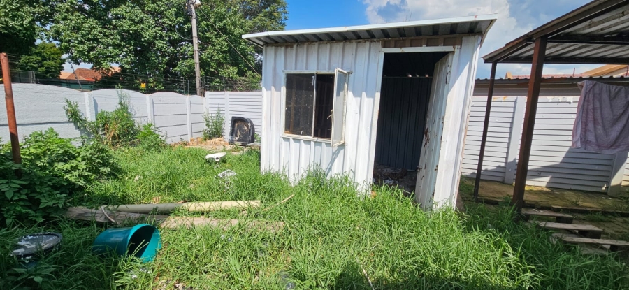 6 Bedroom Property for Sale in Ferryvale Gauteng