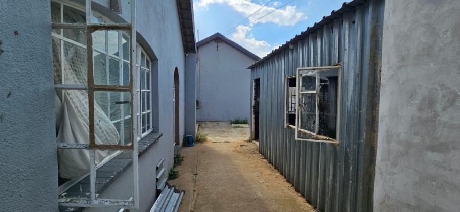 6 Bedroom Property for Sale in Ferryvale Gauteng