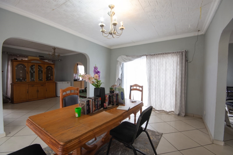 6 Bedroom Property for Sale in Ferryvale Gauteng