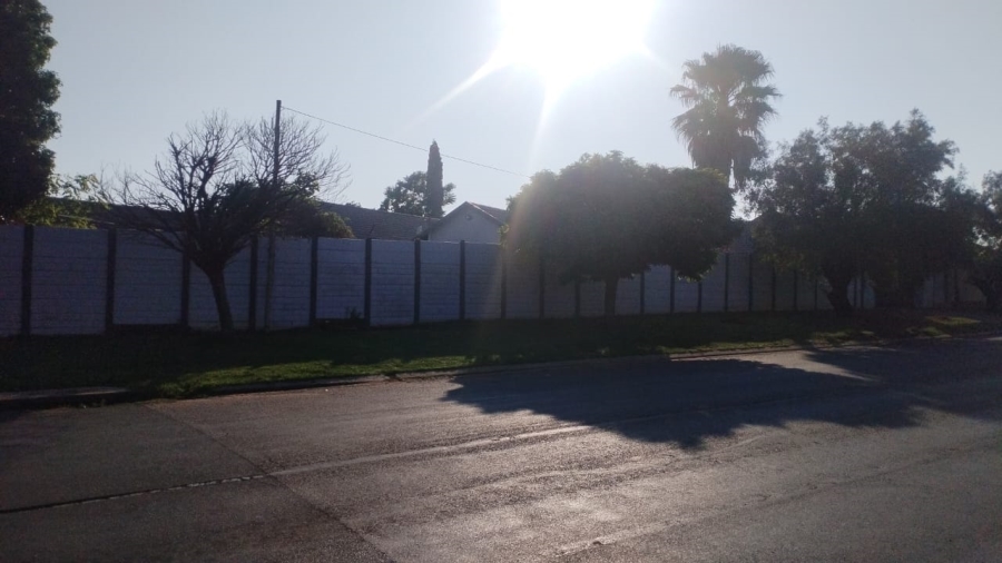 6 Bedroom Property for Sale in Ferryvale Gauteng