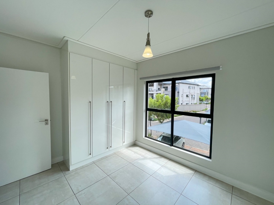 To Let 3 Bedroom Property for Rent in The Polofields Gauteng