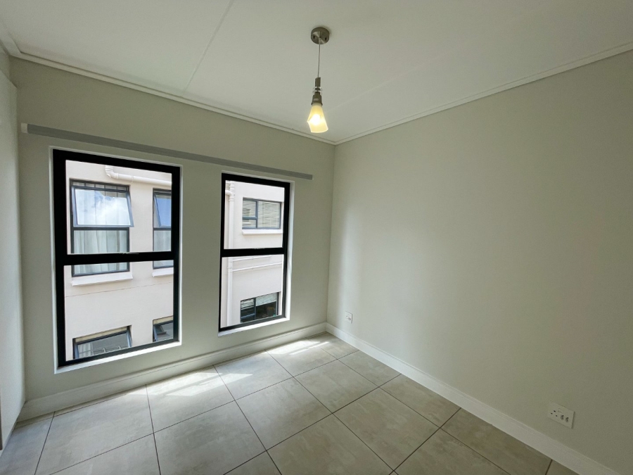 To Let 3 Bedroom Property for Rent in The Polofields Gauteng