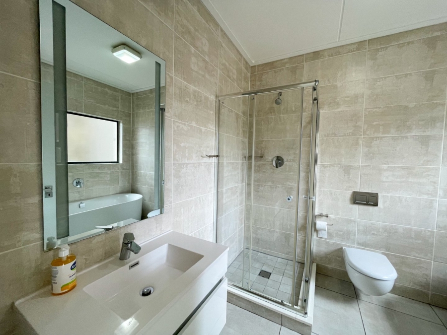 To Let 3 Bedroom Property for Rent in The Polofields Gauteng