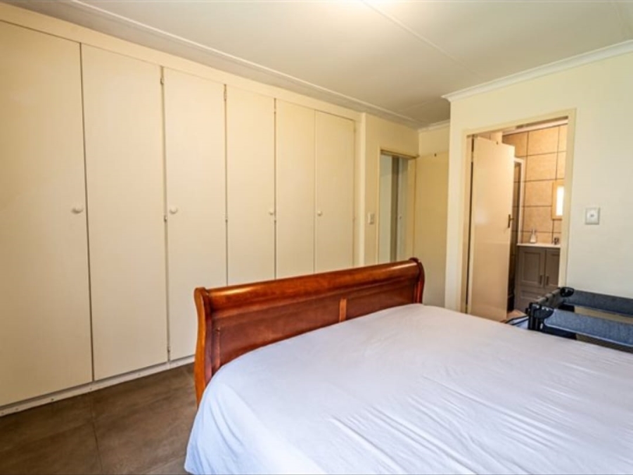 3 Bedroom Property for Sale in Equestria Gauteng