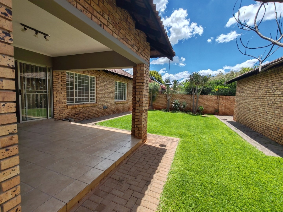 3 Bedroom Property for Sale in Annlin Gauteng