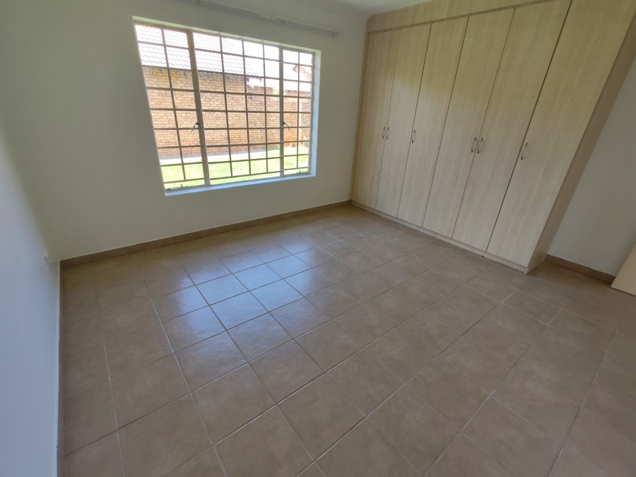 3 Bedroom Property for Sale in Annlin Gauteng
