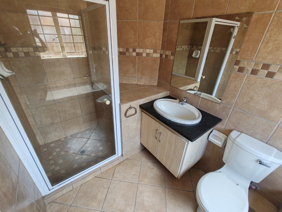 3 Bedroom Property for Sale in Annlin Gauteng