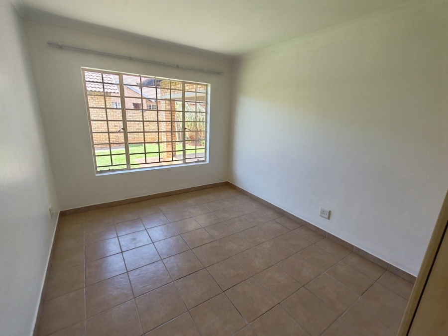 3 Bedroom Property for Sale in Annlin Gauteng