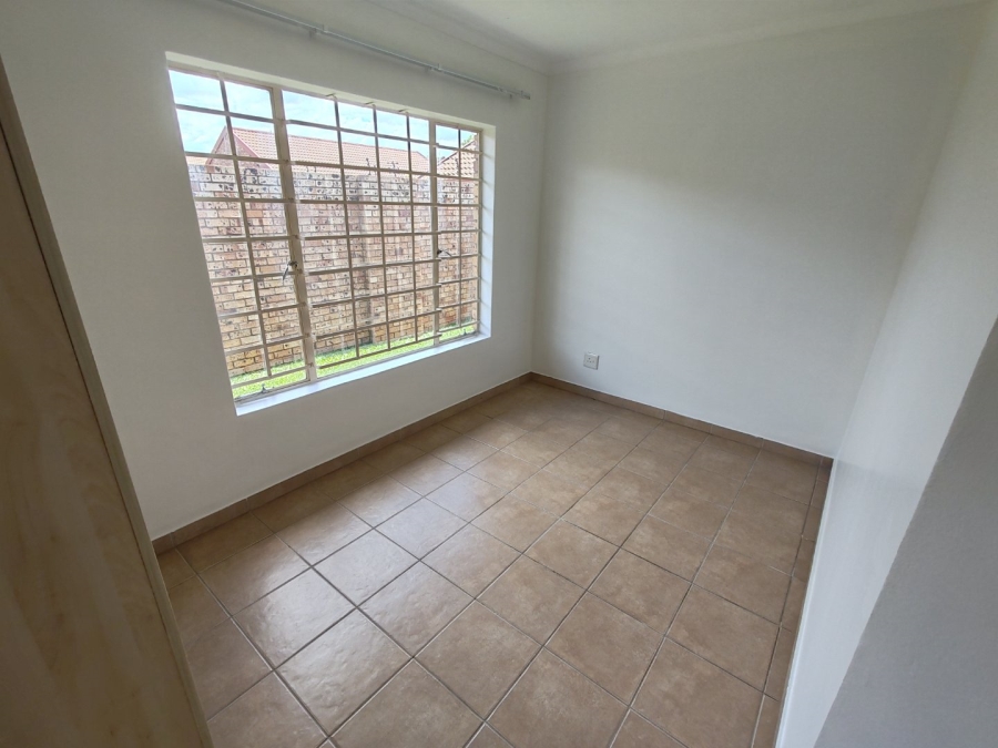 3 Bedroom Property for Sale in Annlin Gauteng