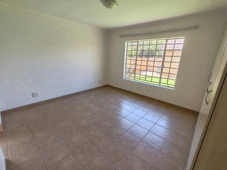 3 Bedroom Property for Sale in Annlin Gauteng