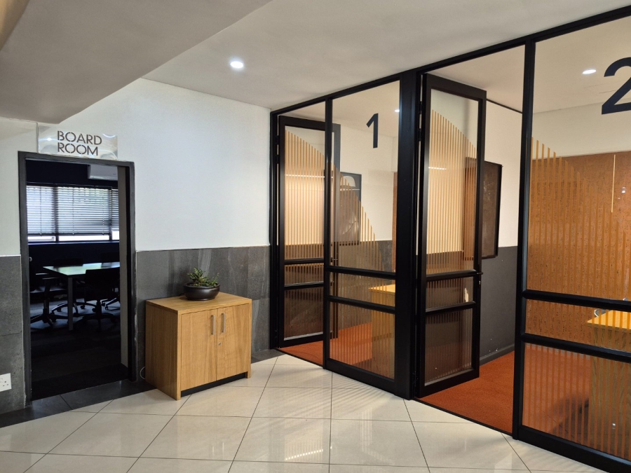 To Let 2 Bedroom Property for Rent in Rosebank Gauteng