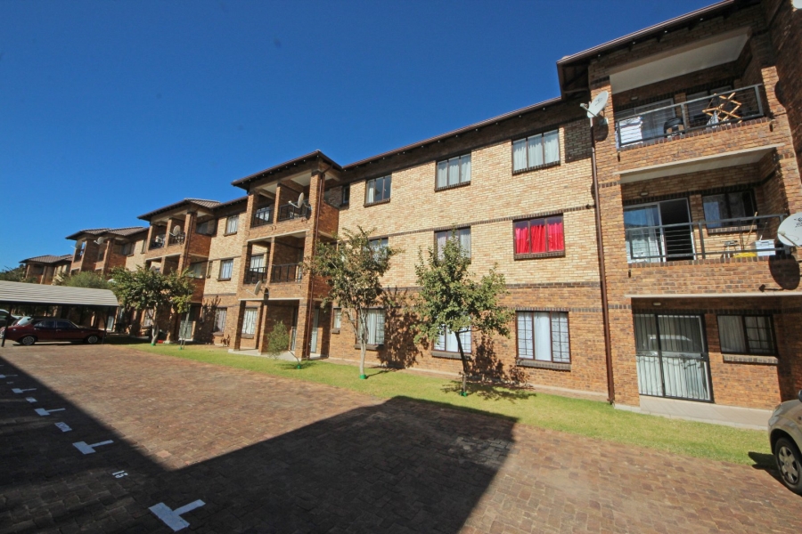1 Bedroom Property for Sale in Halfway Gardens Gauteng