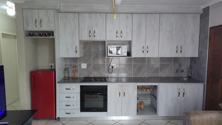 To Let 3 Bedroom Property for Rent in Chantelle Gauteng