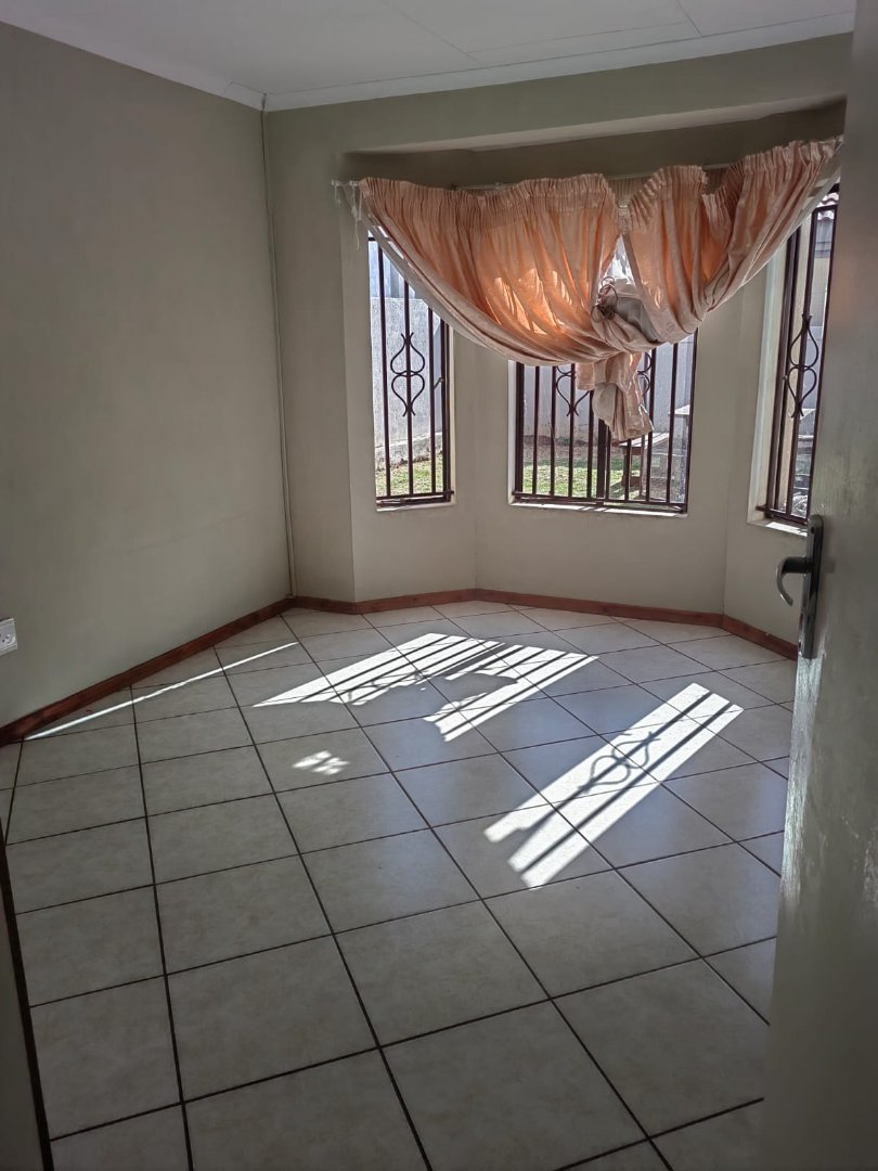 To Let 3 Bedroom Property for Rent in Chantelle Gauteng
