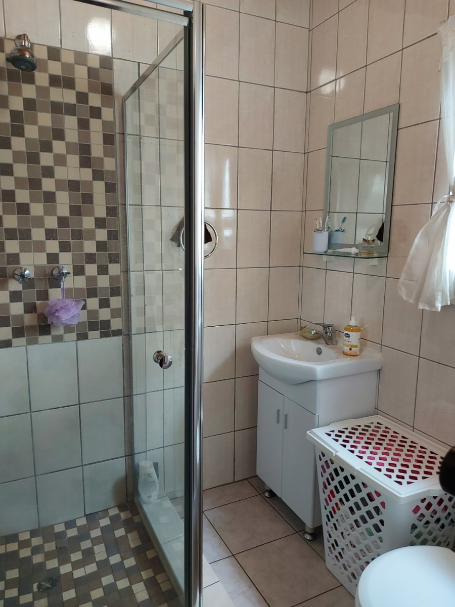 1 Bedroom Property for Sale in Farrar Park Gauteng