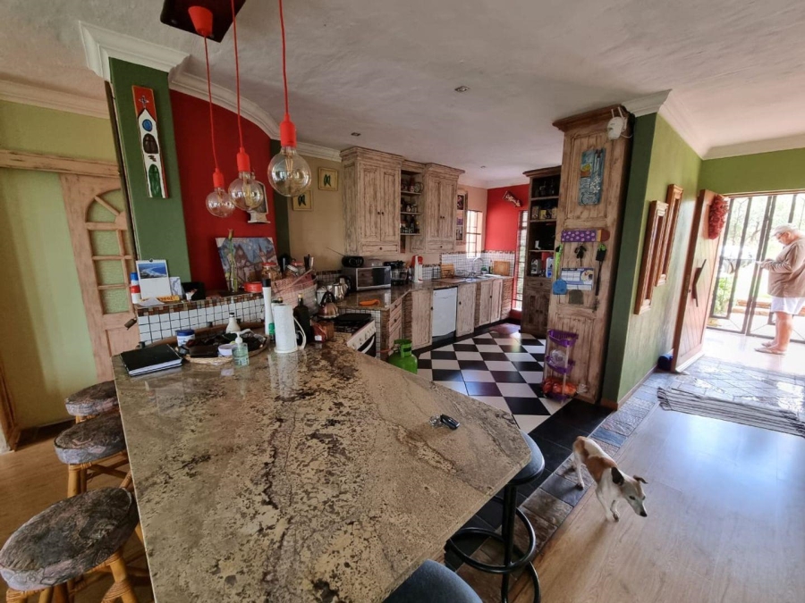 4 Bedroom Property for Sale in Vaaloewer Gauteng