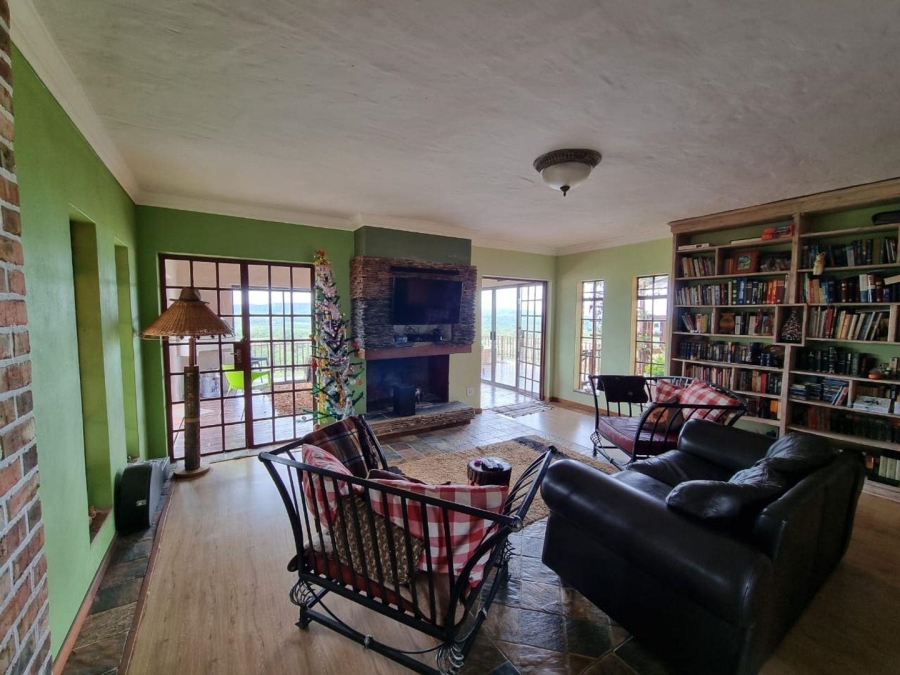 4 Bedroom Property for Sale in Vaaloewer Gauteng