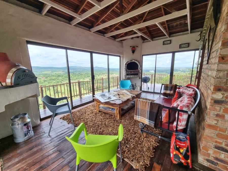 4 Bedroom Property for Sale in Vaaloewer Gauteng