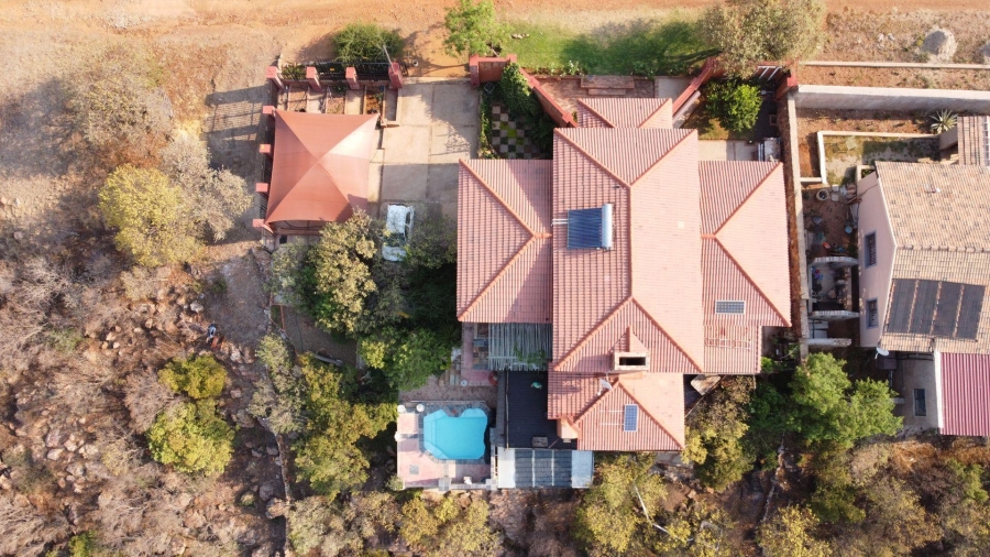 4 Bedroom Property for Sale in Vaaloewer Gauteng