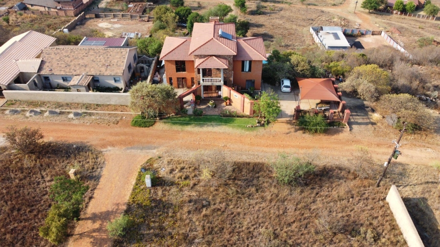 4 Bedroom Property for Sale in Vaaloewer Gauteng
